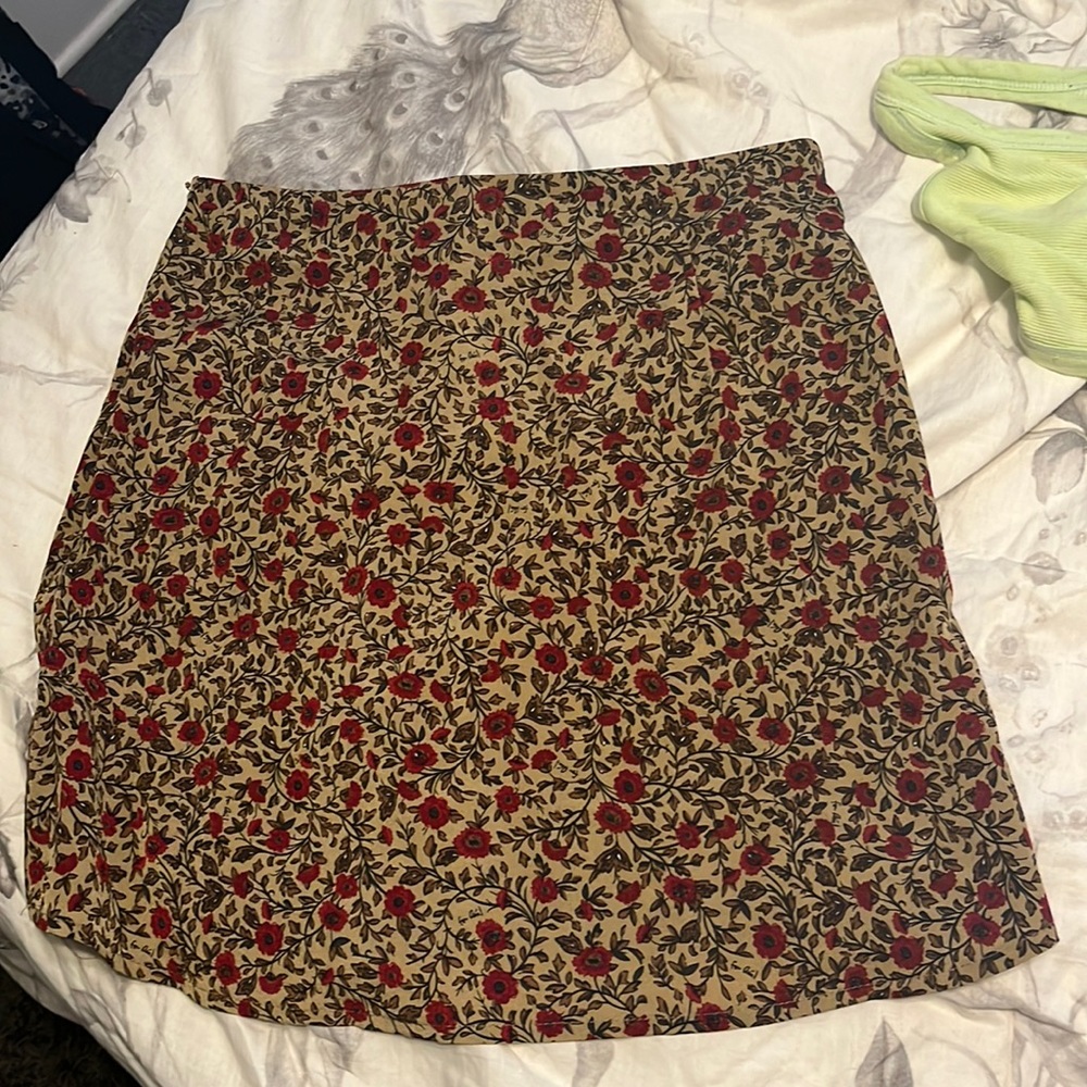 floral skirt